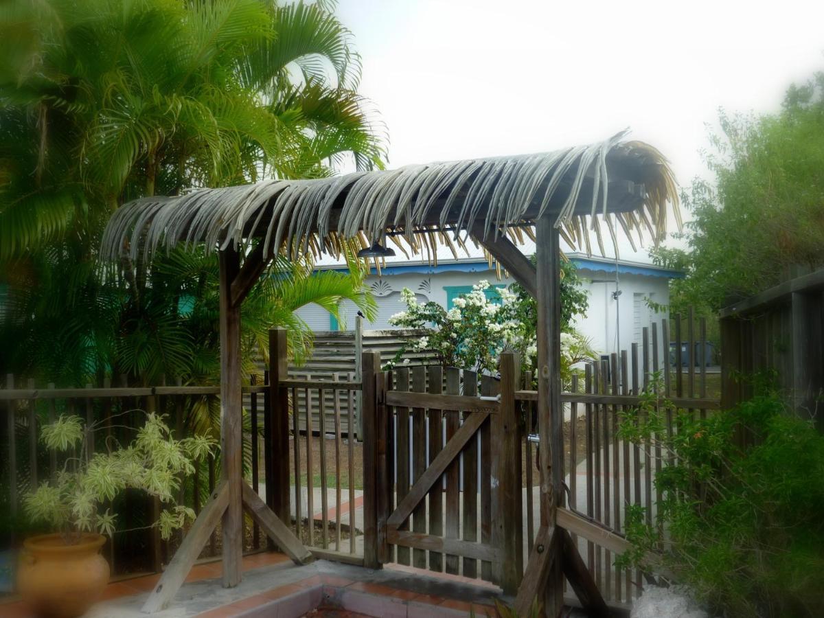 Bungalow La Papaye Bleue Residence Acces Piscine & Plage Saint-Francois  Zewnętrze zdjęcie