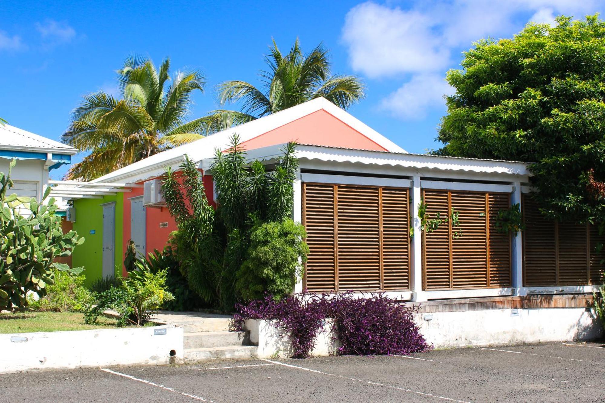 Bungalow La Papaye Bleue Residence Acces Piscine & Plage Saint-Francois  Zewnętrze zdjęcie